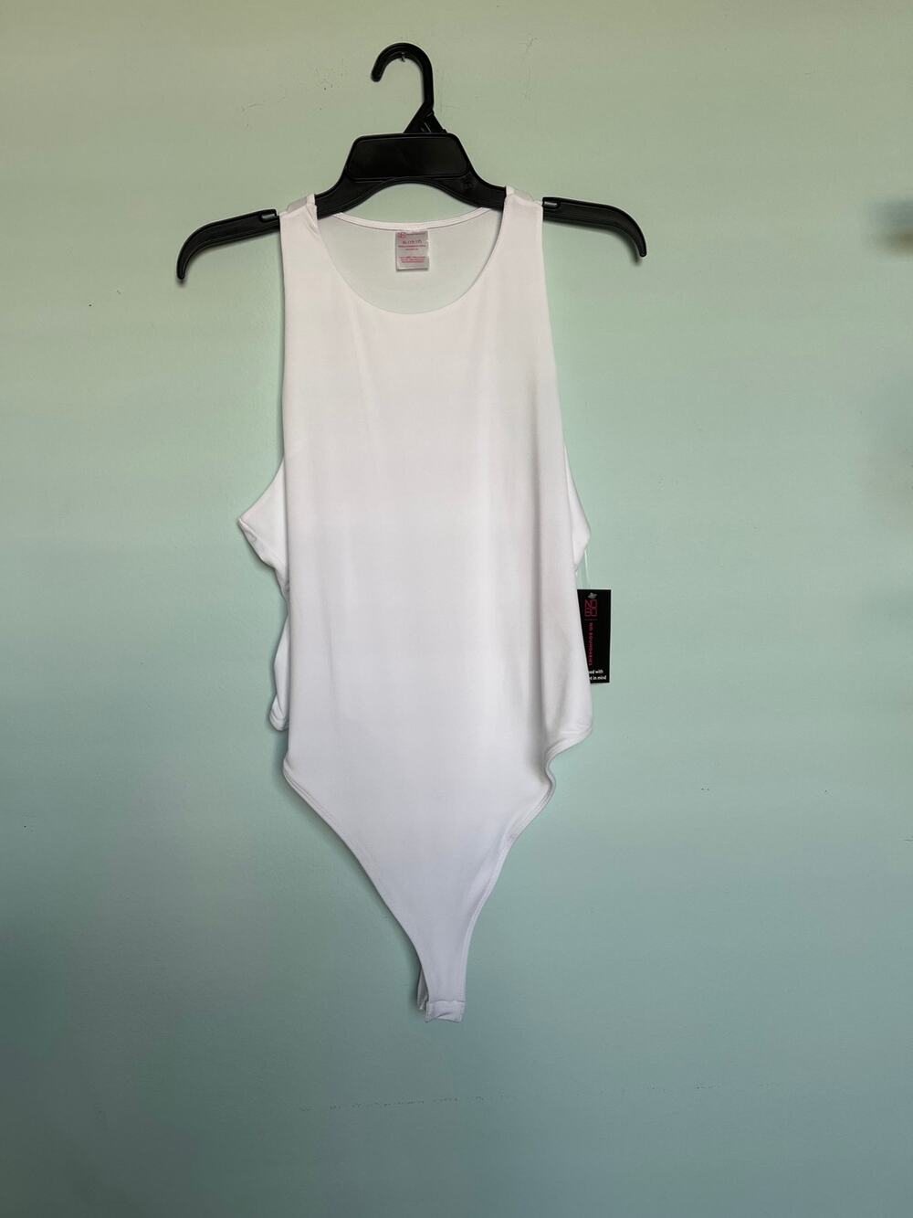 No Boundaries NWT Women’s White Body Suit Size XL (15-17)